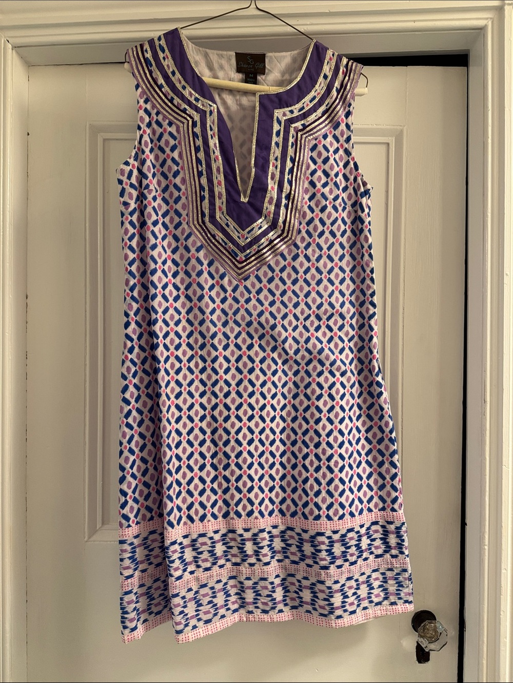 Sharon gill Sleeveless Geometric Shift Dress with Embellished V-Neck size medium